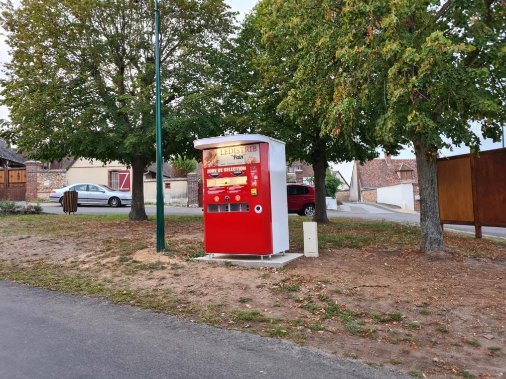 Gite Du Luat Vert-en-Drouais Zewnętrze zdjęcie